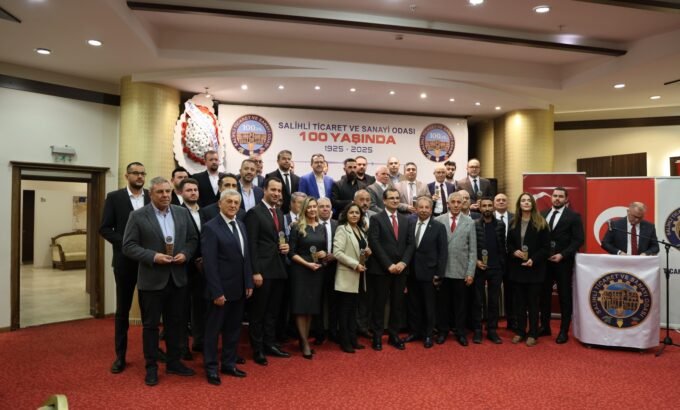 is-insani-odul-kapak