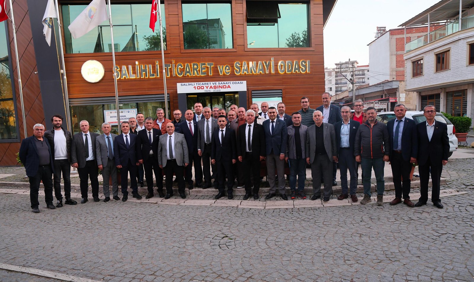 Salihlili Oda başkanları ilçenin sorunlarını 10 maddede özetledi